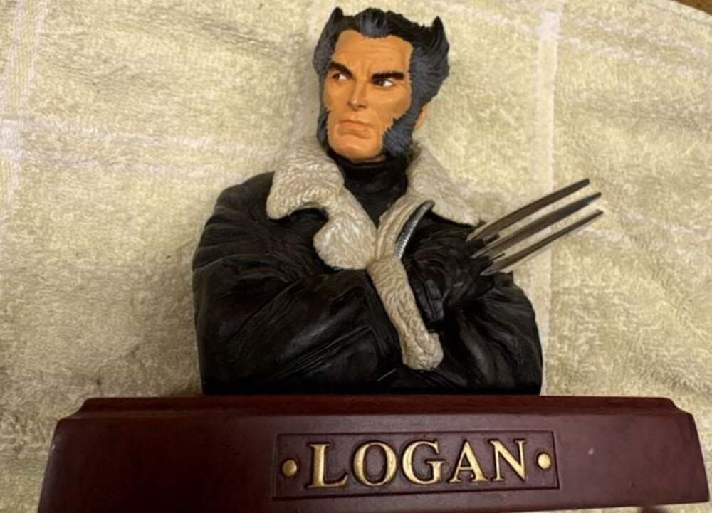 Earth X Logan 2001 Wolverine Limited Edition Resin Bust by Alex Ross -392/8900